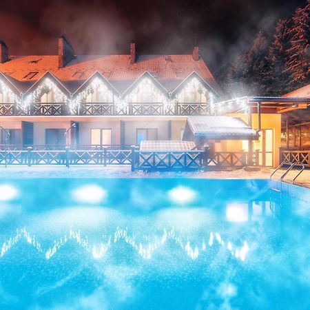 Rubel Aparthotel&Spa Iaremcea Exterior foto