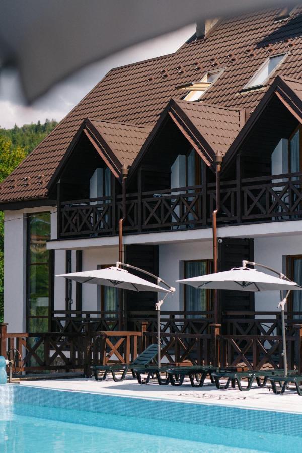Rubel Aparthotel&Spa Iaremcea Exterior foto