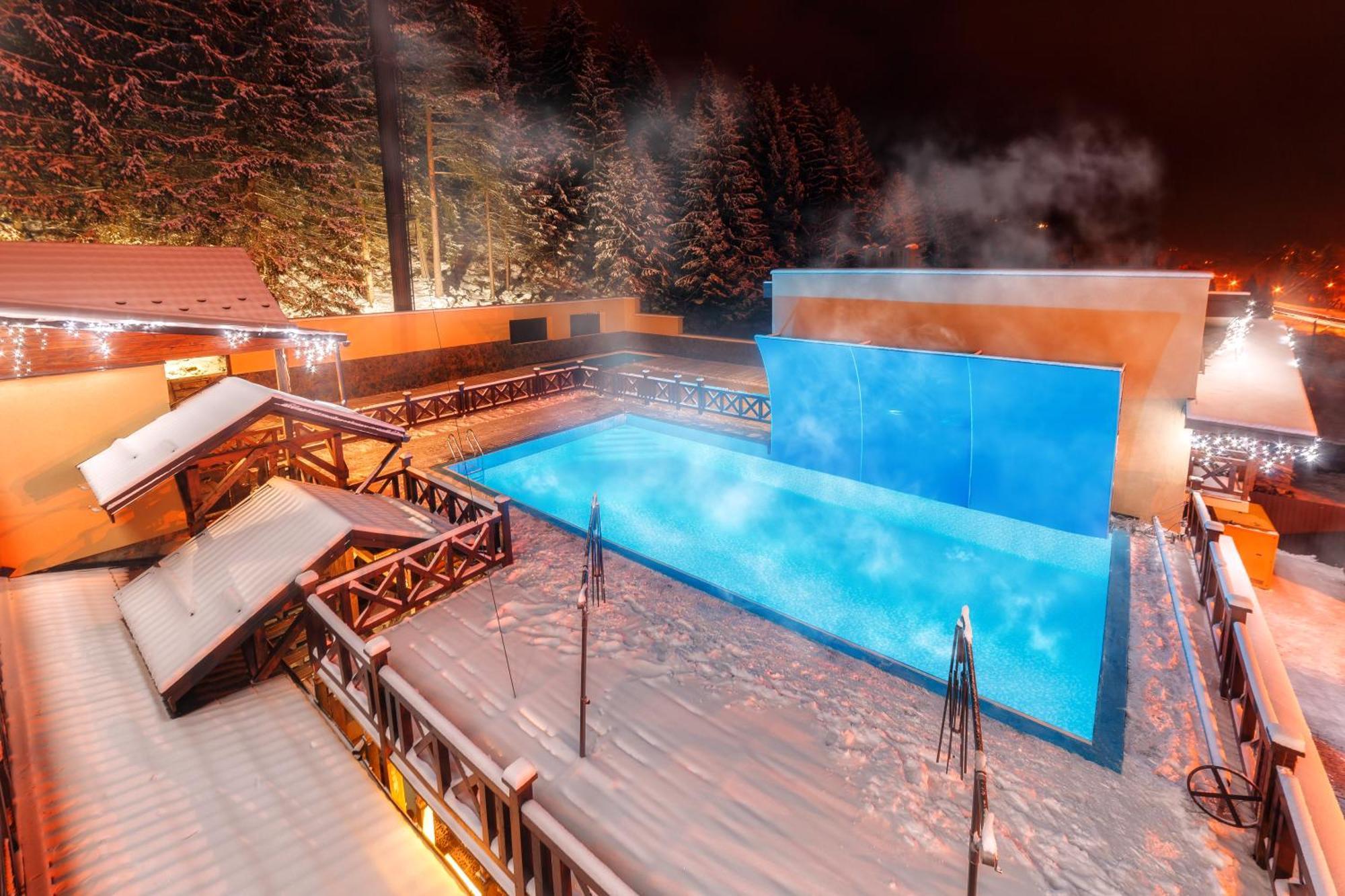 Rubel Aparthotel&Spa Iaremcea Exterior foto